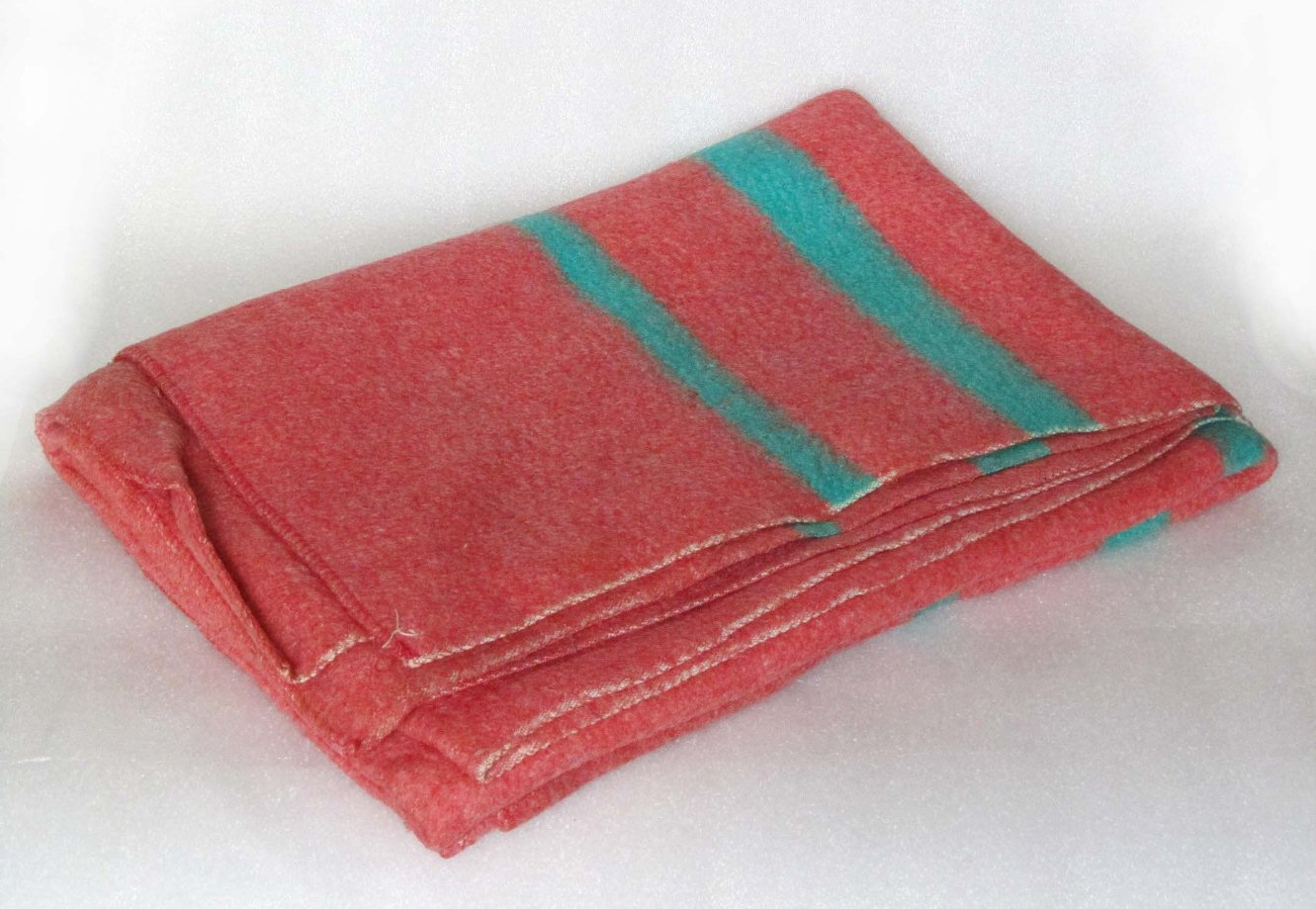 Одеяло шерсть (красное) 1,5 сп. СССР – 1970 гг.